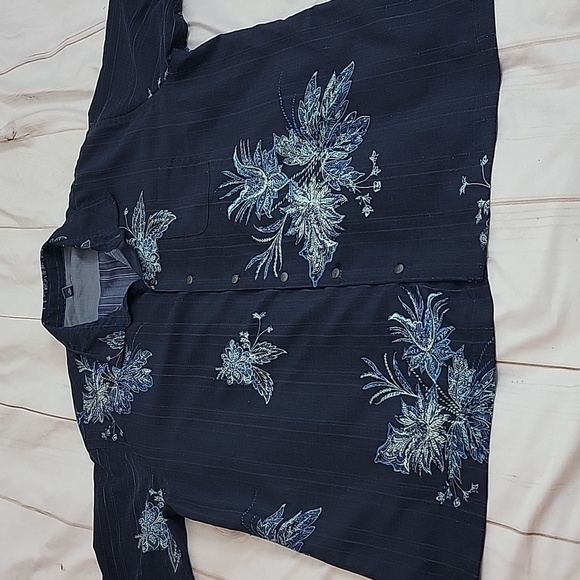 Van Heusen Hawaiian Shirt XXL Navy Blue Light Striped with Flowers and Greenary - Picture 1 of 4